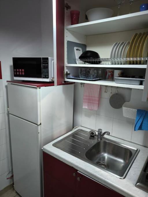 Apartment 50 Meters From The Beach 路特奇 外观 照片