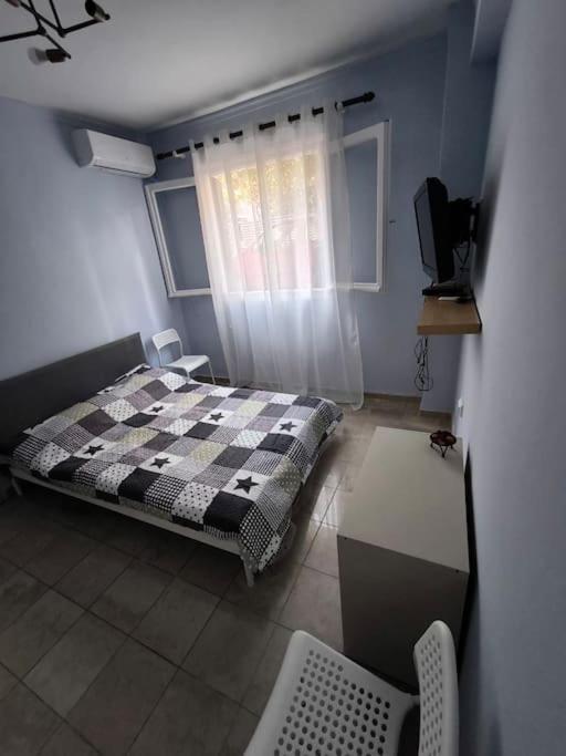 Apartment 50 Meters From The Beach 路特奇 外观 照片